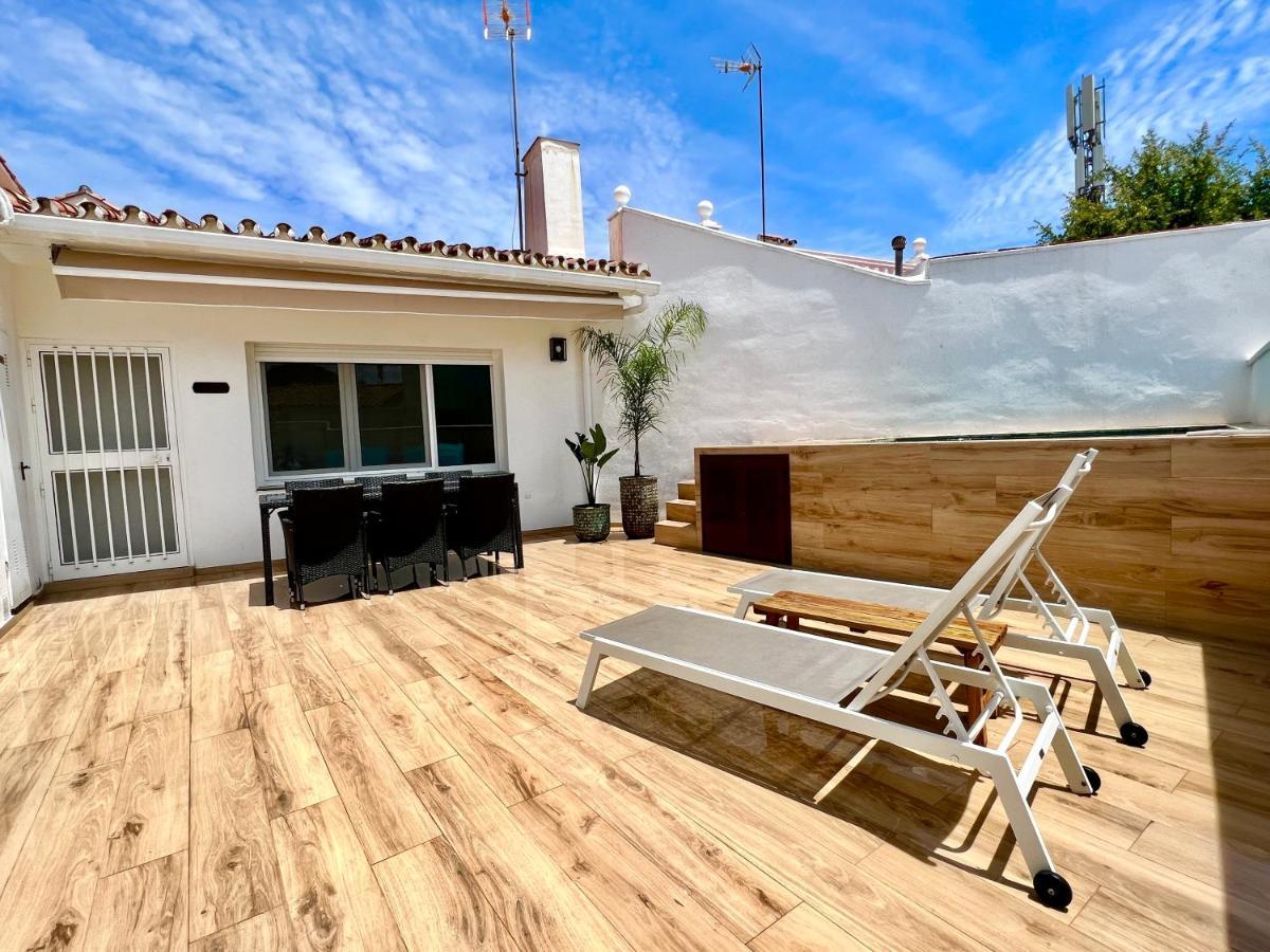 Karibu Beach & Pool Marbella Exteriör bild
